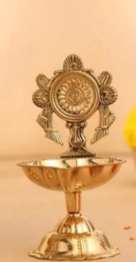 Shankh Chakra Diya | Brass Deep/ Shank Lamp/ Brass Vilakku |brass oil lamp |Housewarming return Gifts, Puja Favors|Diya | Brass Table Diya | Oil Puja Lamp