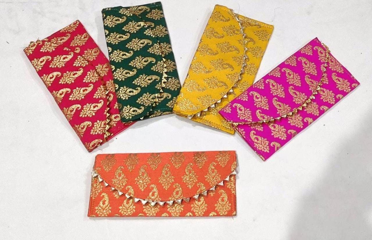Silk coin pouch | Embroidered women wallet | Indian Wedding Return Gift Pouch|silk coin envelop | Indian Wedding Favor, Diwali Return Gift |Favors Housewarming Gifting | silk return gift bags| Housewarming Gifts |Traditional Return Gifts