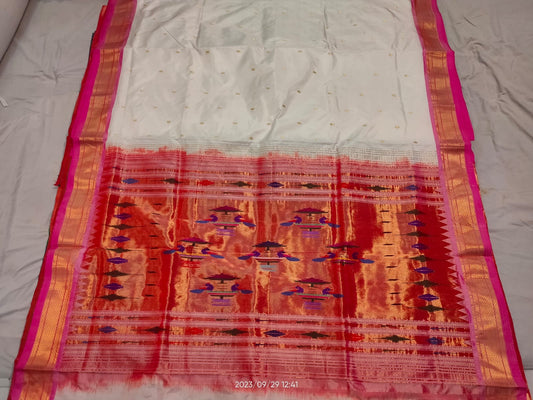Cream White and Pink Color Pure Paithani Silk Saree — Traditional Maharashtrian Wedding ; Festive Saree
