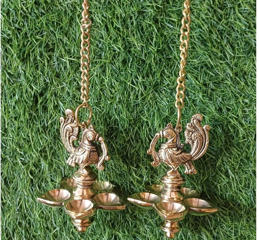 brass peacock hanging diya/ villakku/brass hanging lamp | Brass Annam vilakku Oil Lamp | Traditional Indian Pooja Vilakku| decorative hanging lamp for housewarming gifts