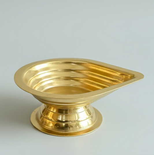 Brass diya|brass Deepam for Return Gifts,Housewarming Gifts, Puja Favors|Karthika deepam vilakku | Brass Table Diya Brass Diya Oil| Puja Lamp