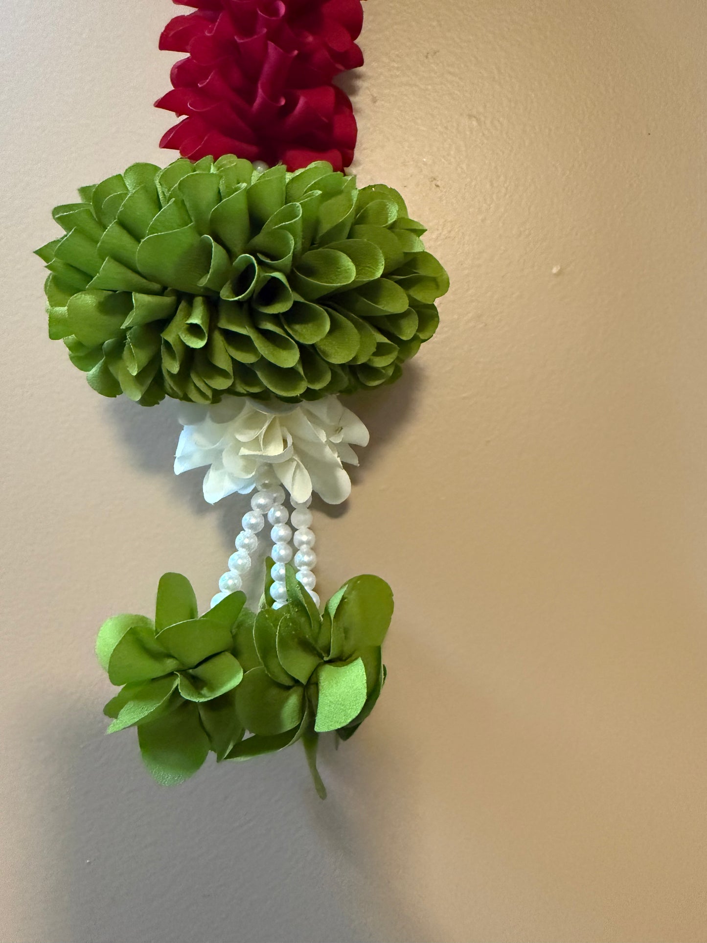 2 feet maroon and white Lilly garland for housewarming decoration backdrop garlands(count-1)|Haldi decorations|wedding and diwali garlands|ganesha festival hanging decors