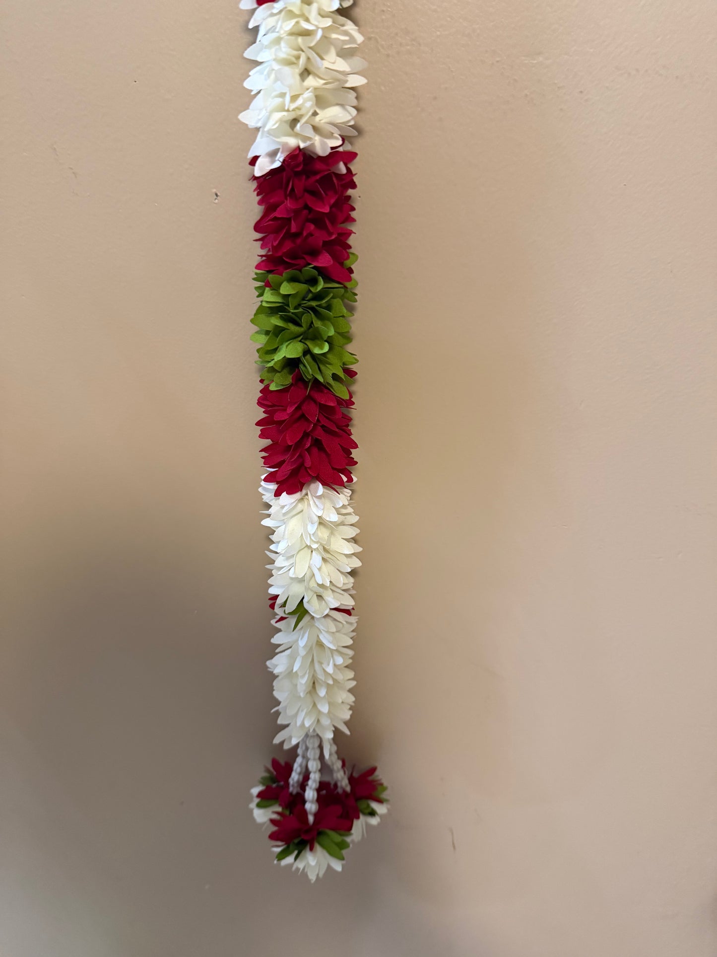 4 feet Lilly garland for housewarming decoration backdrop garlands(count-1)|Haldi decorations|wedding and diwali garlands