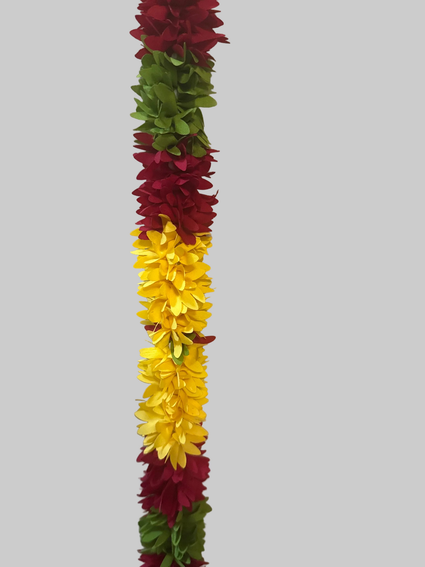 4 feet Lilly garland for housewarming decoration backdrop garlands(count-1)|Haldi decorations|wedding and diwali garlands