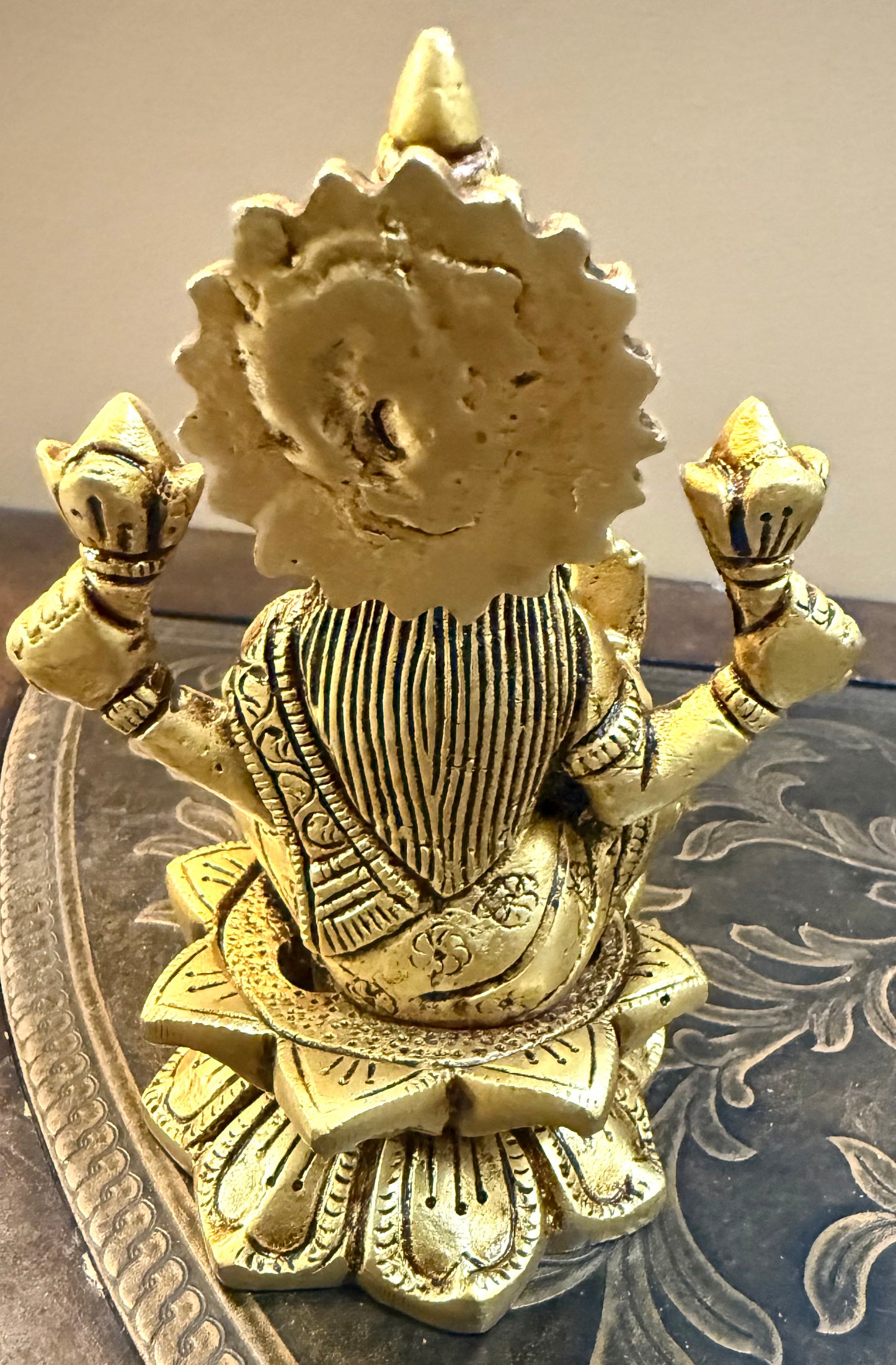 Brass Hindu god idols/ 3.75 *2.75 inch Lord Ganesha statues with Lotus  for pooja room | Vinayakar Murti | Antique Brass Statue| brass Statue for Hindu pooja