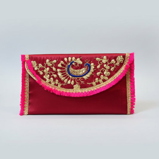 Buy all silk coin purse, fabric coin envelopes ,potli Bags , Decorative red clutch bag with gold embroidery ,Purse for Indian Wedding,Festival,Varalakshmi Viratham,Pooja Favors and Return Gifts in USA at MuruganDecors 