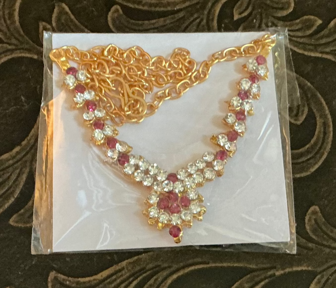Kids Krishna Stone Necklace Haram | Deity Jewelry for Varalakshmi Amman & Idol Decoration | Children's Krishna Costume Jewelry for Janmashtami Fancy Dress