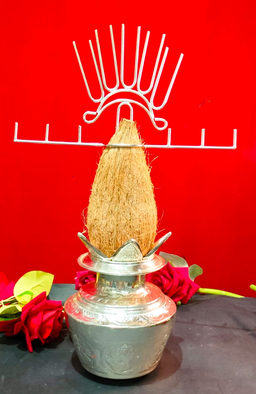 German Silver Varalakshmi Vratham Kalash Pin Flower Stand | Hang Flowers & Jewelry for Varalakshmi Puja Decoration