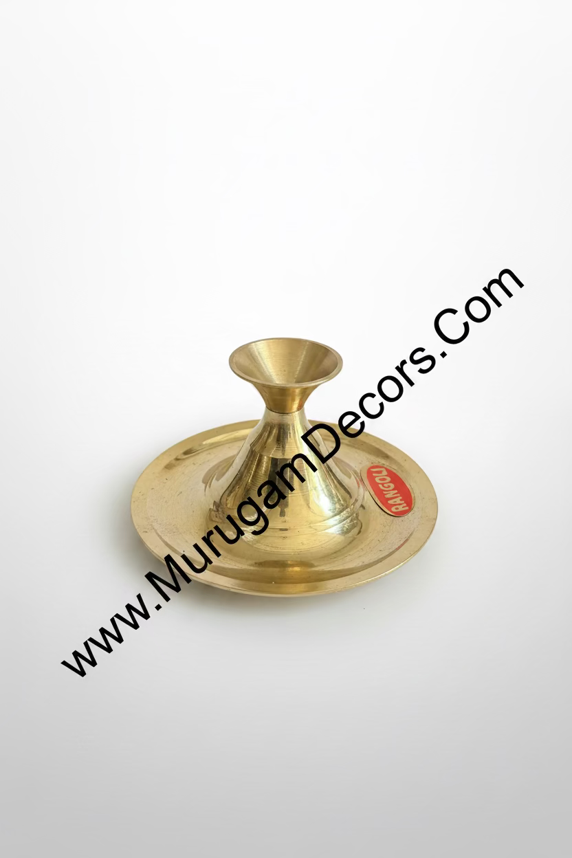 Shop brass Kapoor stand online USA at MuuganDecors