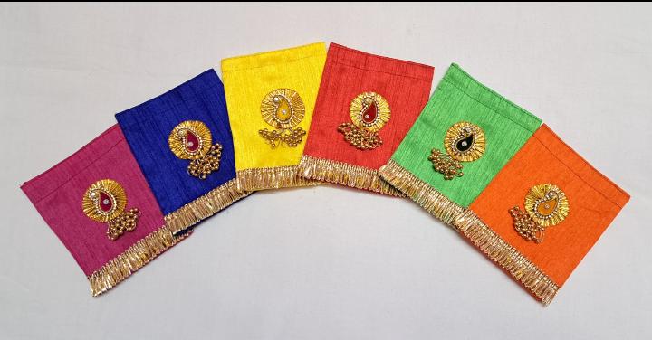 printed mini Silk Potli Bag | Embroidered Design | Indian Wedding Return Gift Pouch|silk threaded potli bags | Indian Wedding Favor, Diwali Return Gift |Favors Housewarming Gifting | silk return gift bags| Housewarming Gifts |Traditional Return Gifts